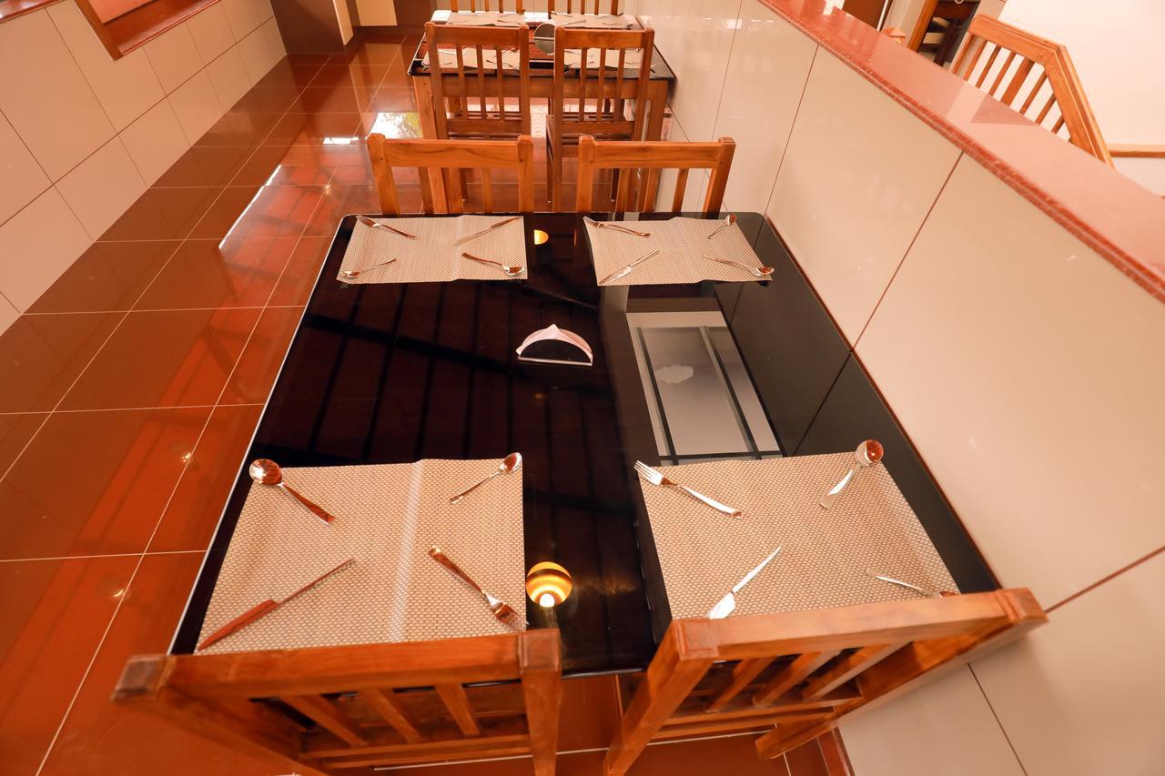 Roses Inn Fortkochi Exterior foto
