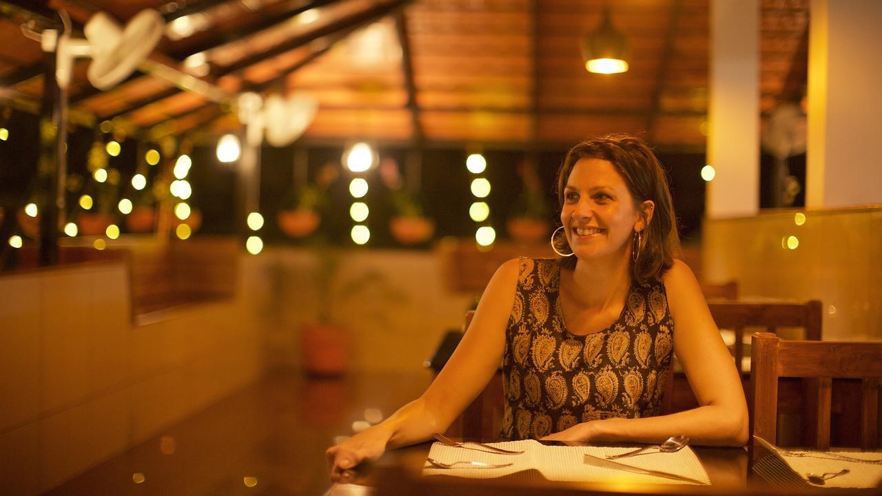 Roses Inn Fortkochi Exterior foto